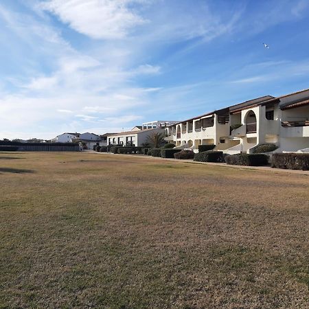 Appartement Front De Mer Avec Vue Et Acces Plage, Сент-Марі-де-ла-Мер Екстер'єр фото